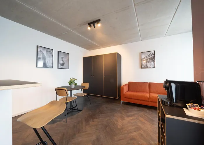 Neoapartments מלון דירות 4*